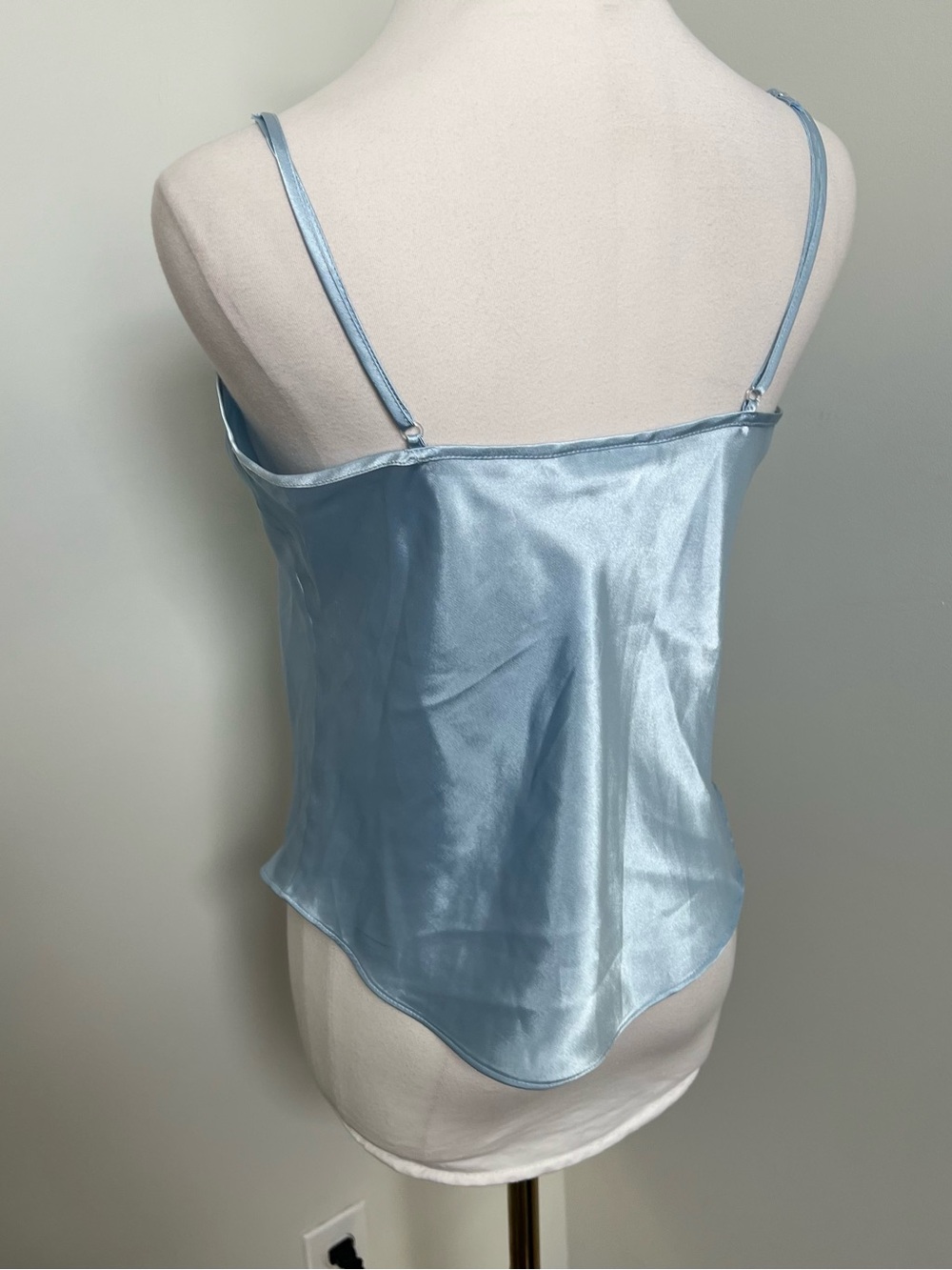 Vintage Y2K Ice Blue Satin Camisole Floral Embroidered Fairycore Top M - Picture 5 of 5